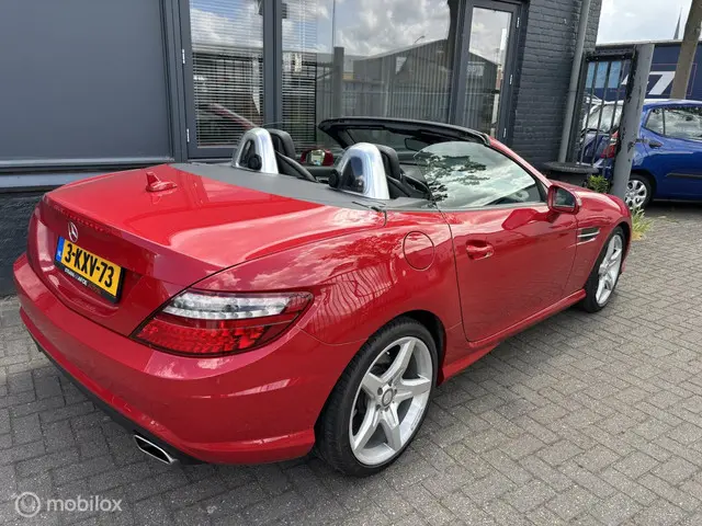Mercedes-Benz SLK 250 2012 Benzine 4