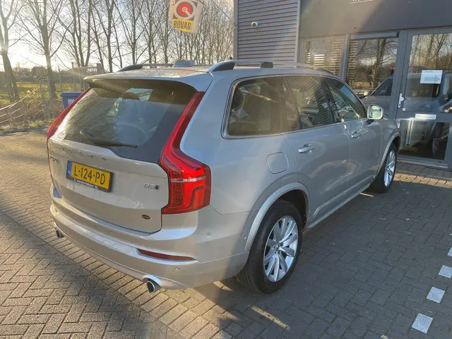 Volvo XC90 2.0 D5 AWD Momentum 2015 Diesel 9