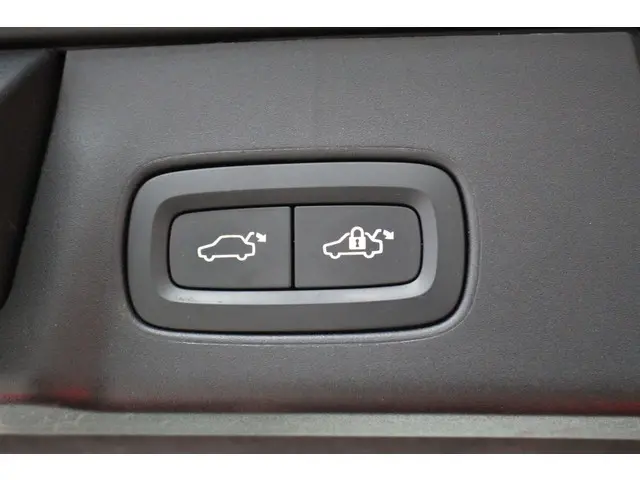 Volvo V90 Cross Country 2.0 T5 Pro 2017 Benzine 8