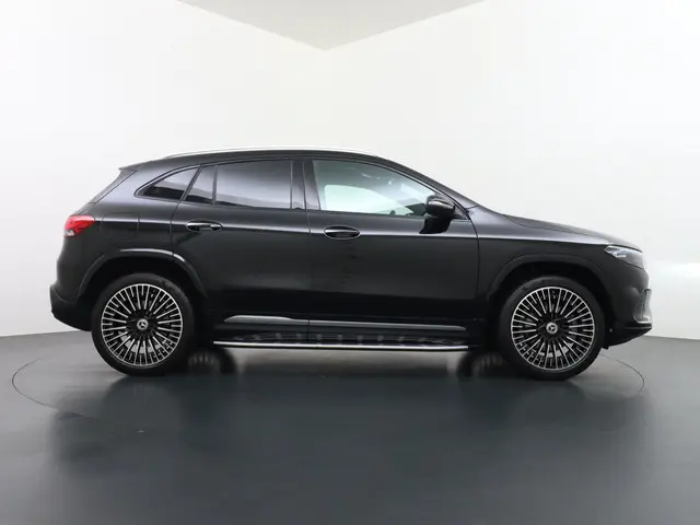 Mercedes-Benz EQA 250 67 kWh 2023 Elektrisch 8