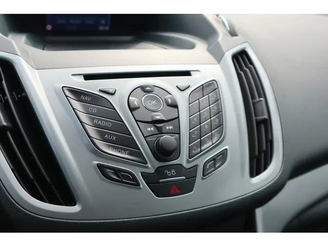 Ford C-MAX 1.0 Edition 2014 Benzine 23