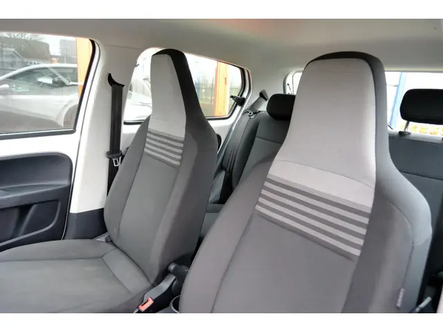 Volkswagen up! 1.0 BMT move up! Airco|LMV 2019 Benzine 16