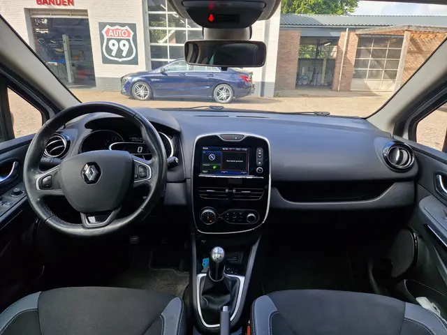 Renault Clio Estate 0.9 TCe Dynamique 2015 Benzine 12