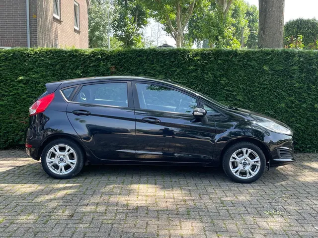 Ford Fiesta 1.0 Style|NAV|BT-Audio|LED| 2015 Benzine 4