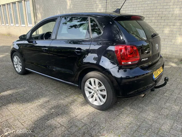 Volkswagen Polo 1.2 TSI BlueMotion Highline 2013 Benzine 4