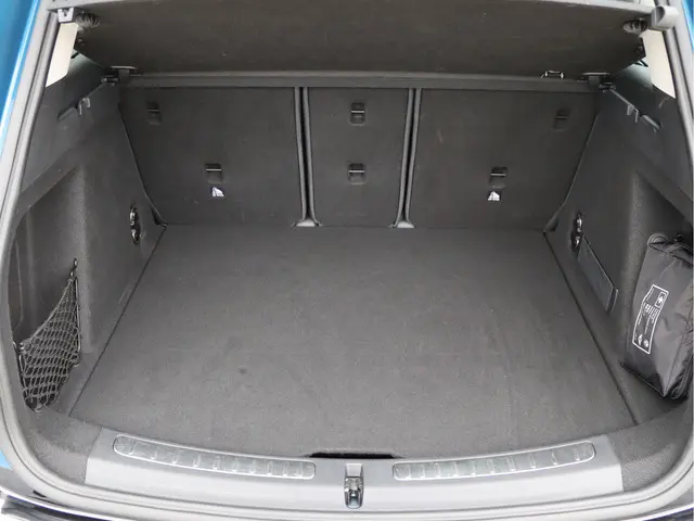 MINI Countryman 1.5 Cooper 2019 Benzine 57