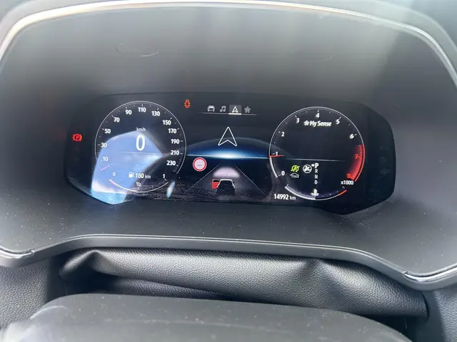 Mitsubishi ASX 1.3 DI-T 7DCT First Edition 2024 Benzine 12