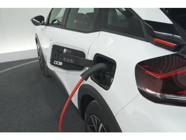 Citroën ë-C4 Feel Pack 50 kWh 2023 Elektrisch 25
