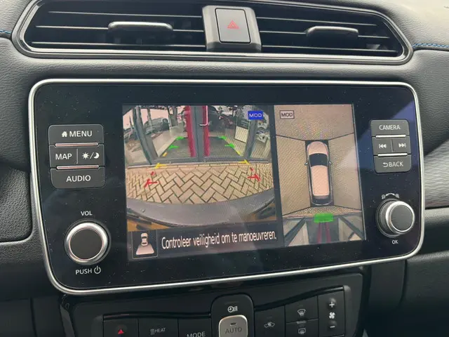 Nissan Leaf N-Connecta 40 kWh 2021 Elektrisch 11