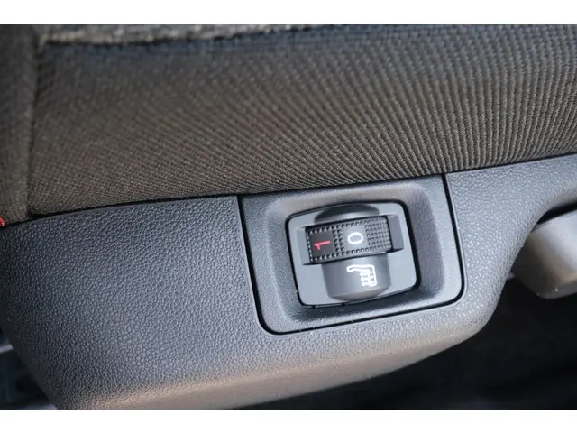 Citroën C3 PT82 Shine 2017 Benzine 25