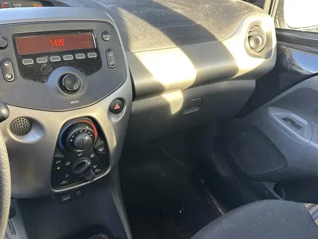 Citroën C1 1.0 e-VTi Feel 2014 Benzine 10