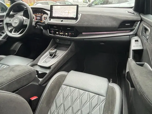 Nissan QASHQAI MHEV 158 Xtronic Tekna Plus 2025 Benzine 6