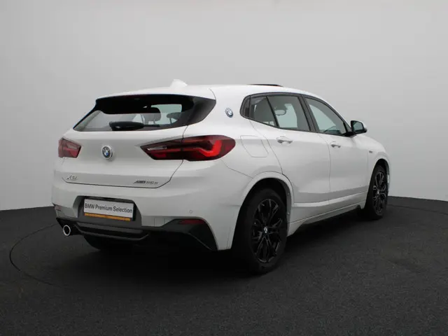 BMW X2 xDrive25e 2023 Hybride Benzine 2