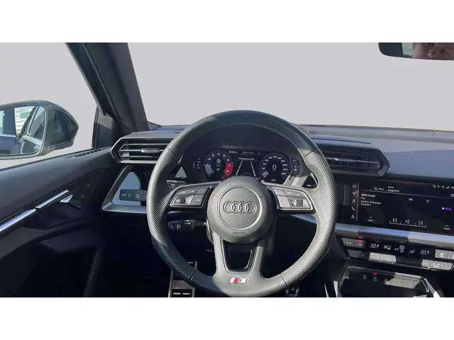 Audi A3 Limousine 30 TFSI 110Pk S Edition 2023 Benzine 19