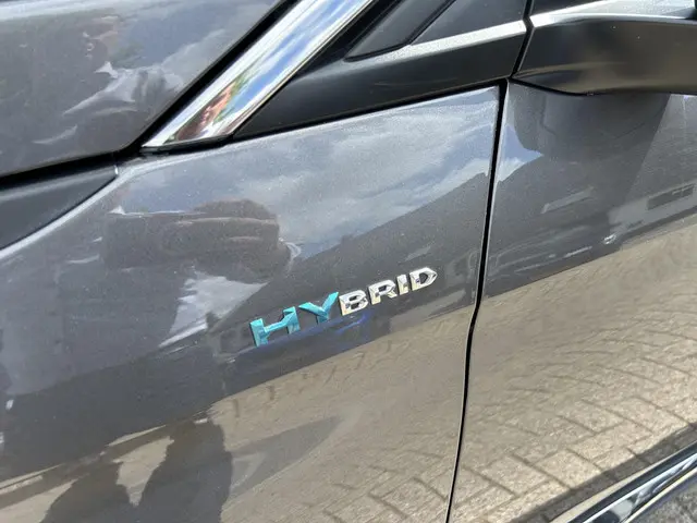 Peugeot 3008 1.6 HYbrid 225 GT 2023 Hybride Benzine 31
