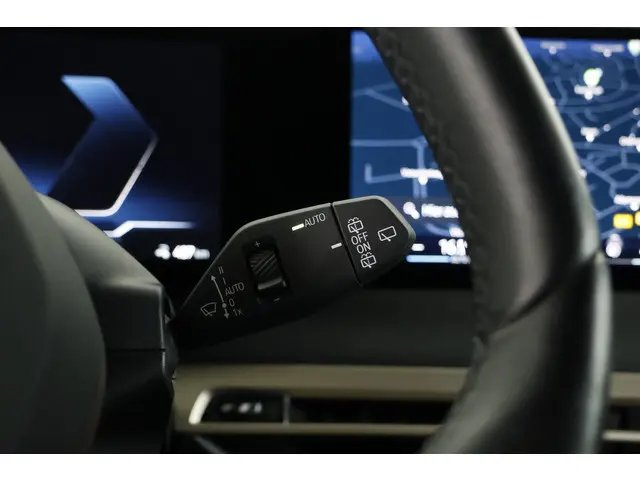 BMW iX xDrive50 Sport SKY 112 kWh 2023 Elektrisch 33