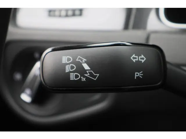 Volkswagen e-Golf E-DITION 2020 Elektrisch 33