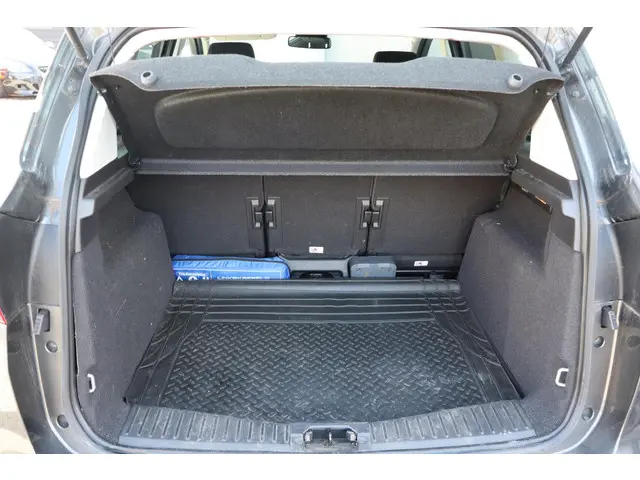 Ford C-MAX 1.5 TDCi Titanium Lease Edition 2016 Diesel 16