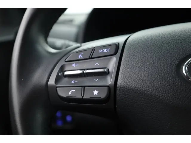 Hyundai Kona 1.6 GDI HEV Fashion 2022 Hybride Benzine 12