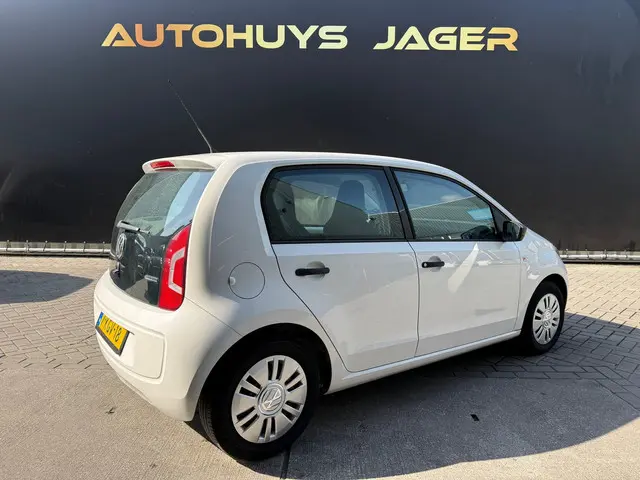Volkswagen up! 1.0 take up! BlueMotion 2013 Benzine 10