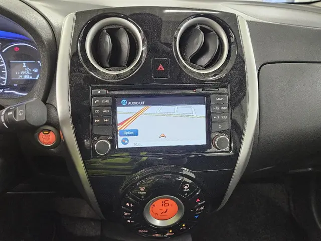 Nissan Note 1.2 Connect Edition / AUTO RIJDT GOED 2014 Benzine 8