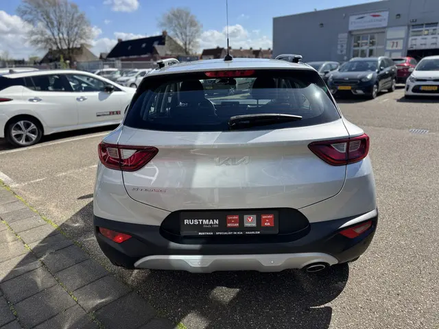 Kia Stonic 1.0 T-GDi DynamicLine 2022 Benzine 5