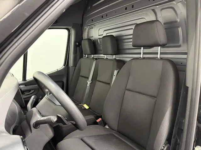Mercedes-Benz Sprinter 311 1.9 CDI L3H2 RWD 2022 Diesel 31