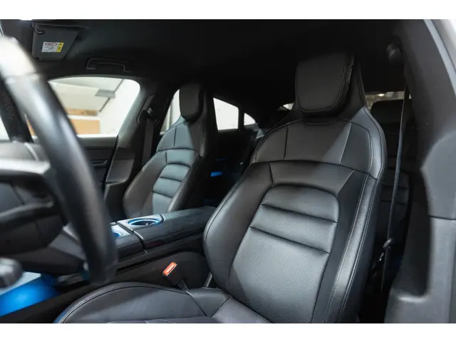 Porsche Taycan 4S Performance 84 kWh 2020 Elektrisch 14