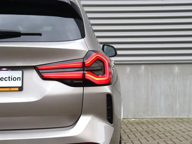 BMW iX3 High Executive 2022 Elektrisch 37