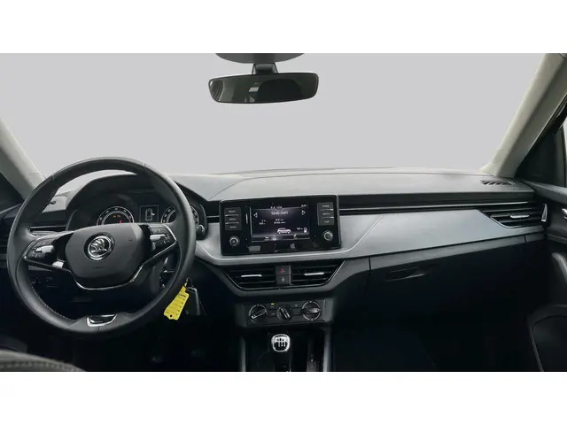 Škoda Kamiq 1.0 TSI Ambition 2023 Benzine 15