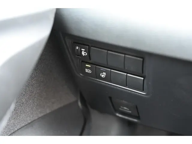 Mazda 2 Hybrid 116 automaat Select 2023 Hybride Benzine 14
