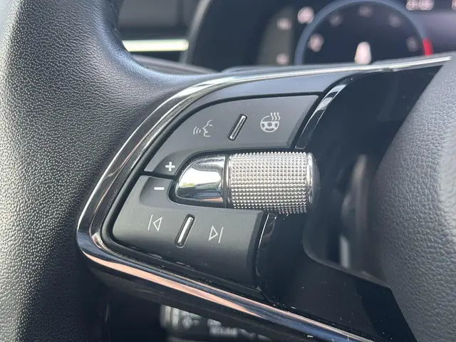 Škoda Kamiq 1.0 TSi DSG Style 2023 Benzine 18