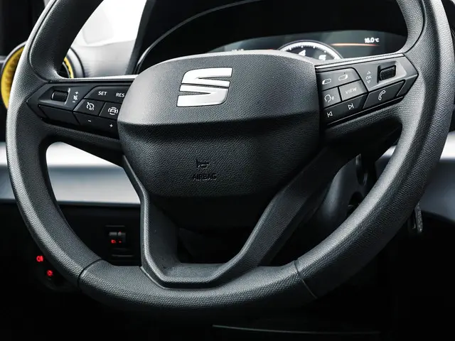 SEAT Arona 1.0 95pk EcoTSI Reference 2024 Benzine 18