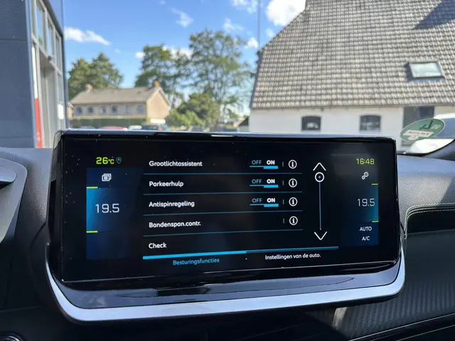 Peugeot e-2008 EV GT 2022 Elektrisch 26