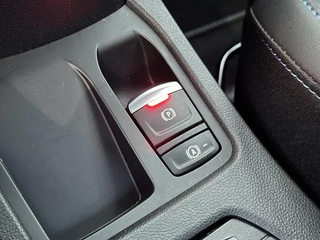 Renault Clio 1.0 TCe 90 GPF esprit Alpine 2025 Benzine 25