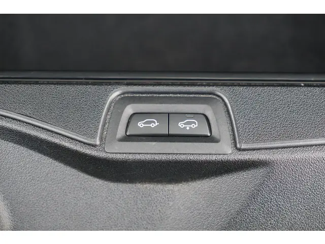 BMW X5 xDrive45e High Executive 2021 Hybride Benzine 67