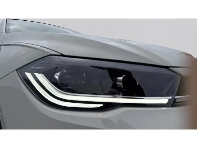 Volkswagen Polo 1.0 TSI R-Line Edition 2026 Benzine 9