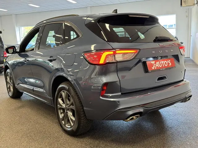 Ford Kuga 2.5 PHEV ST-Line X 2022 Hybride Benzine 4