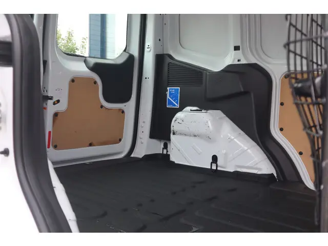 Ford Transit Courier 1.0 Trend 2019 Benzine 6