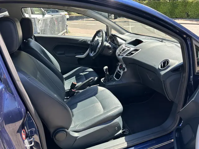 Ford Fiesta 1.25 Titanium 2012 Benzine 9