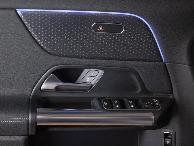 Mercedes-Benz EQA 250+ Business Line 2024 Elektrisch 24