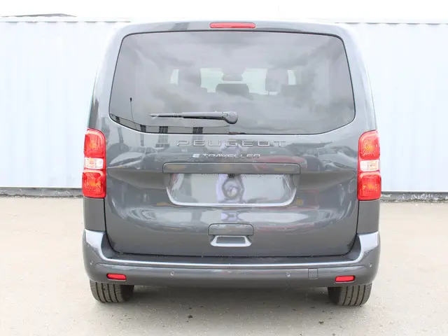 Peugeot e-Traveller Standard 75 kWh 2025 Elektrisch 6