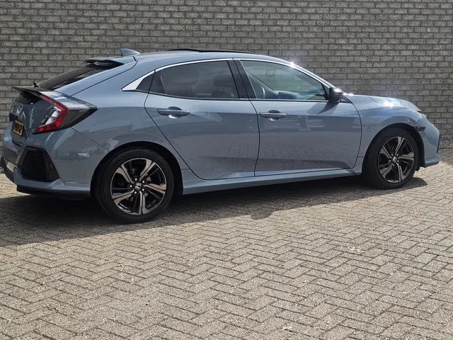 Honda Civic 1.0 i-VTEC Premium Leer/Pano-dak 2018 Benzine 8
