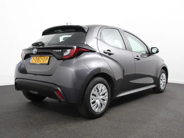 Toyota Yaris 1.5 Hybrid Comfort 2023 Hybride Benzine 7