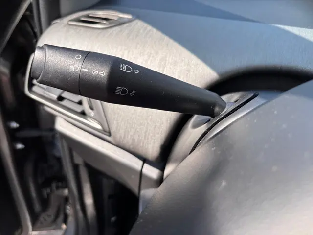 Lancia Ypsilon 0.9 TwinAir Silver + 2013 Benzine 17
