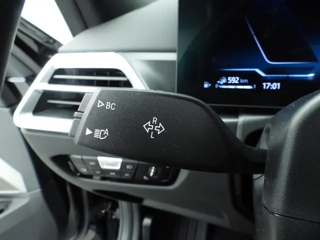 BMW 3 Serie Touring 330e 2026 Hybride Benzine 27