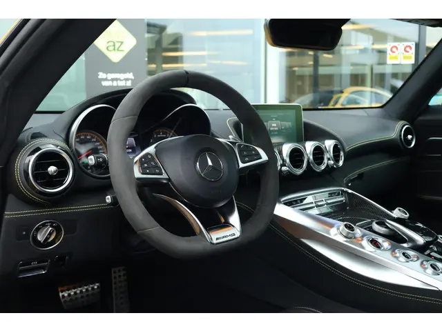 Mercedes-Benz AMG GT 4.0 S 2015 Benzine 25