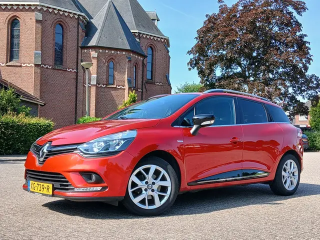 Renault Clio Estate 0.9 TCe Limited 2018 Benzine