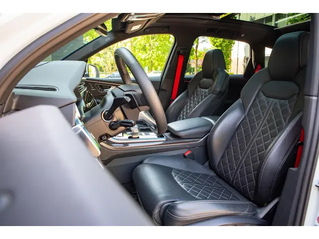 Audi SQ7 4.0 TFSI SQ7 quattro 2022 Benzine 12