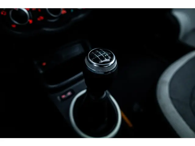 Renault Twingo 1.0 SCe Collection 2019 Benzine 32